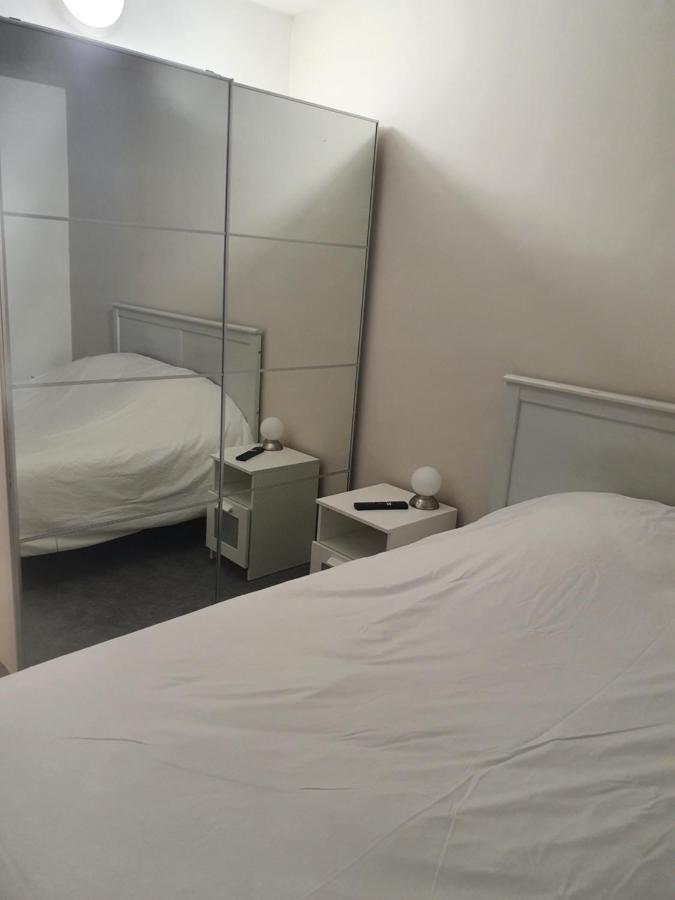 Appartement 2 Chambres, Proximite Plage, Commerces Et Centre Ville 敦刻尔克 外观 照片